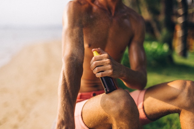 Scientists alarmed by large amounts of carcinogen benzene in household sunscreens.  Photo by Anna Tarazevich on Pexels.